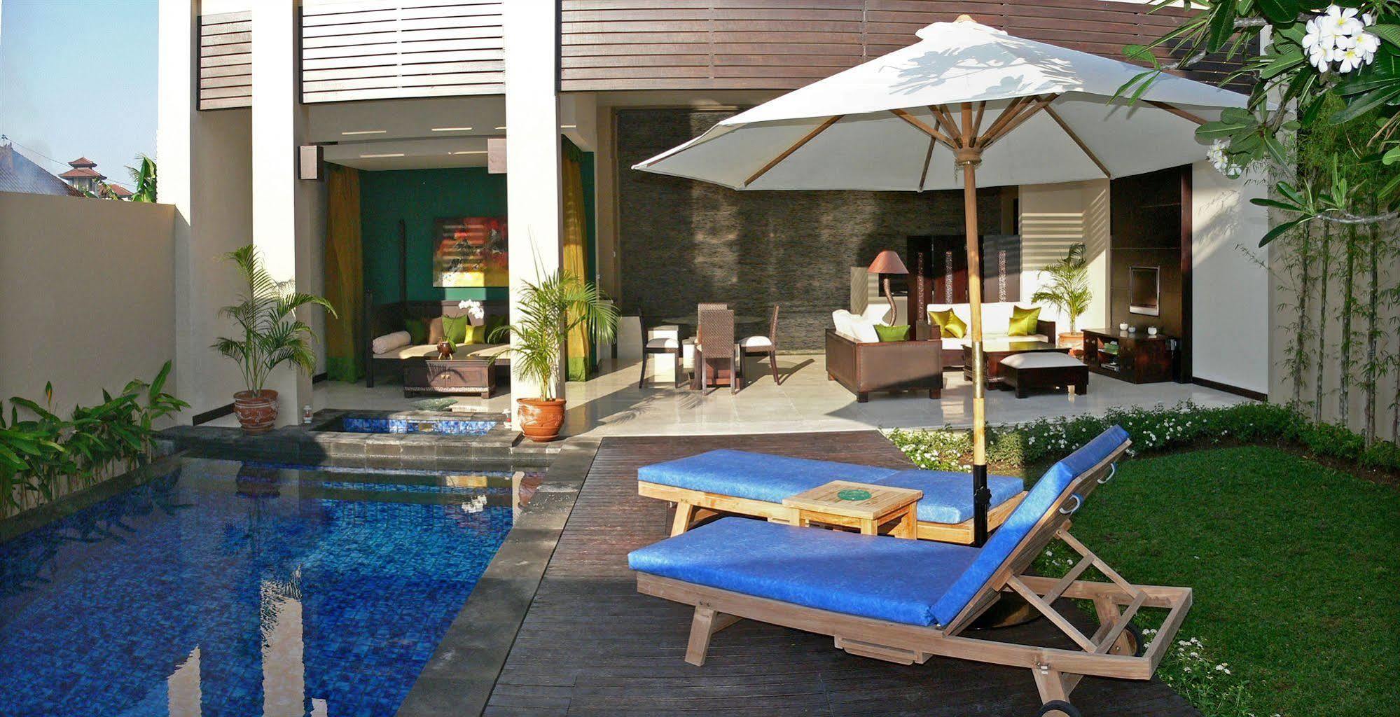 Alam Warna Villa Seminyak  Bagian luar foto