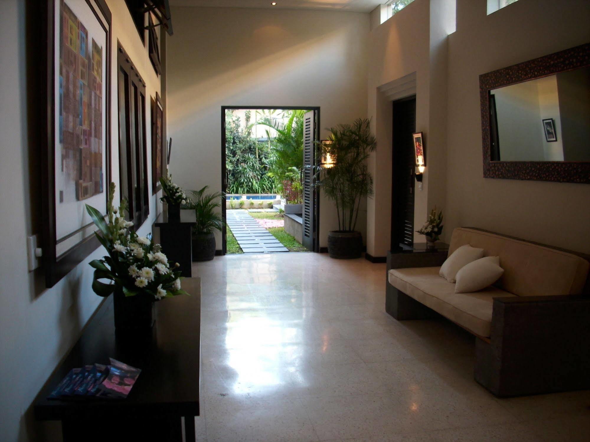 Alam Warna Villa Seminyak  Bagian luar foto
