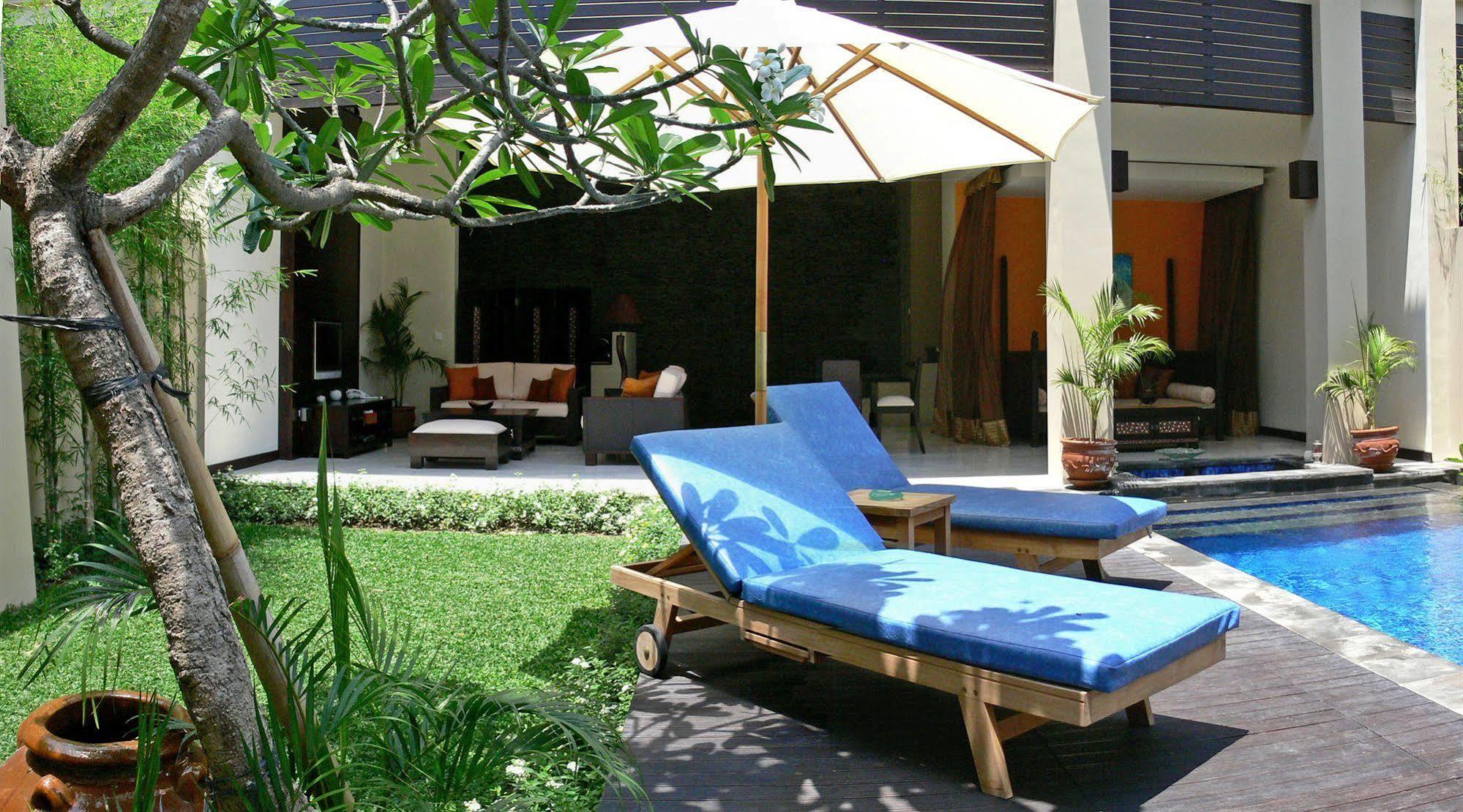 Alam Warna Villa Seminyak  Bagian luar foto